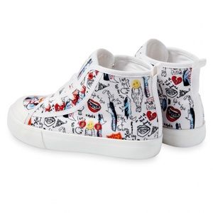 NWT DISNEY Cruella High-Top Sneakers for Kids Size 8